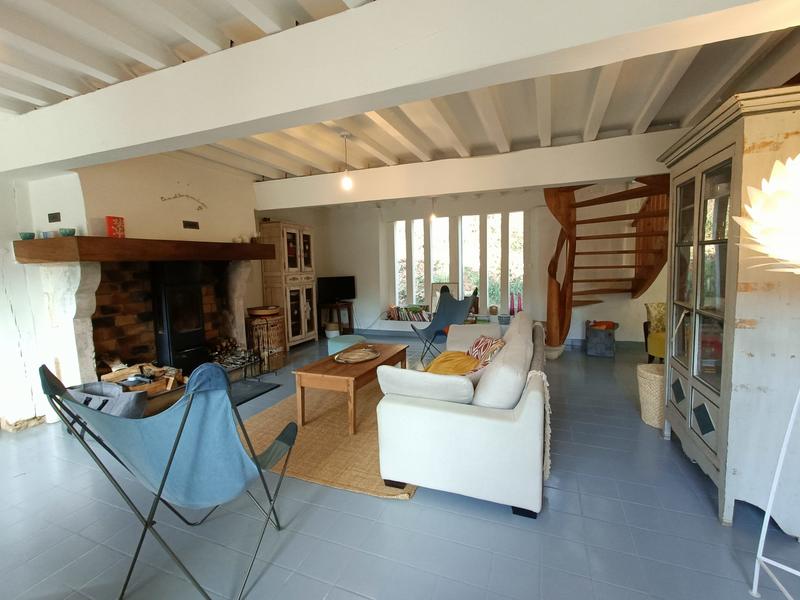 Maison - 575 m² - 16 pièces