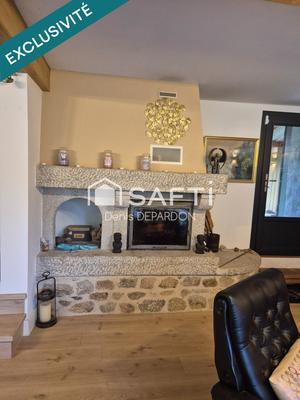 Maison - 250 m² - 4 pièces