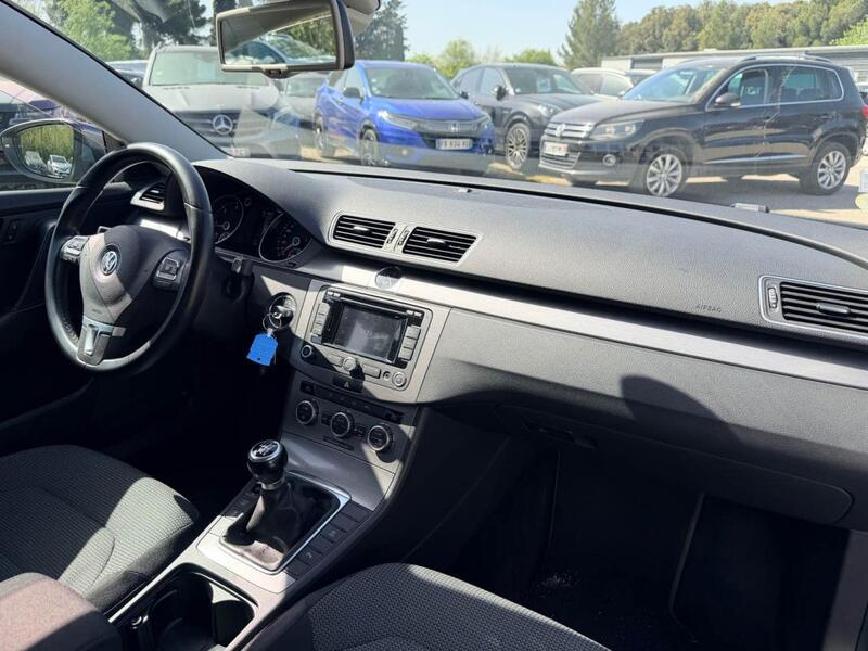 Volkswagen Passat Sw 2.0 Tdi 140 Embassy Bluemotion Technology