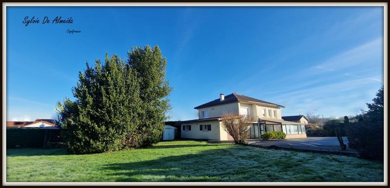 Maison - 167 m² - 7 pièces