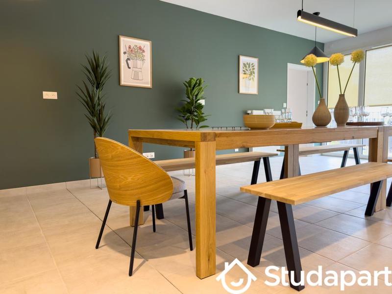 Chambre - 25 m² - 1 pièce