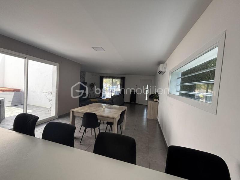 Villa - 130 m² - 4 pièces