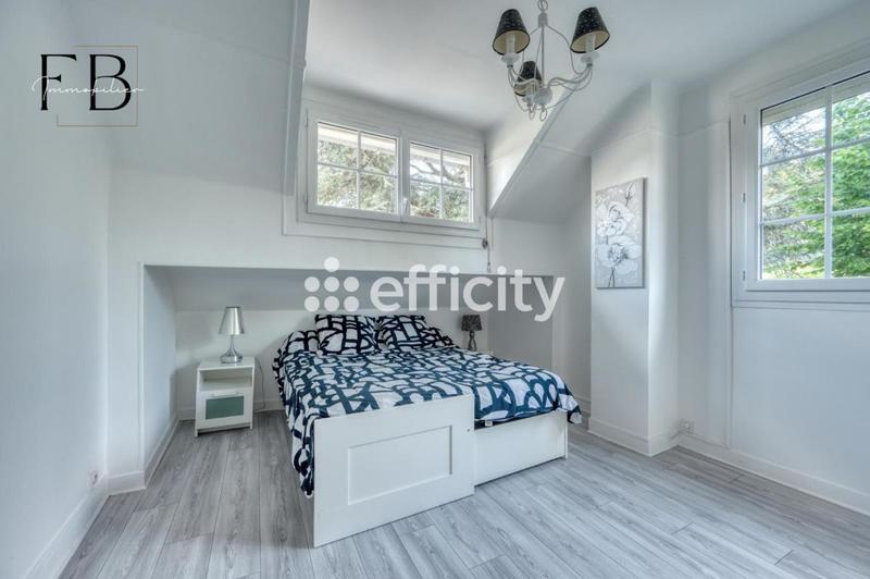 Maison - 150 m² - 7 pièces