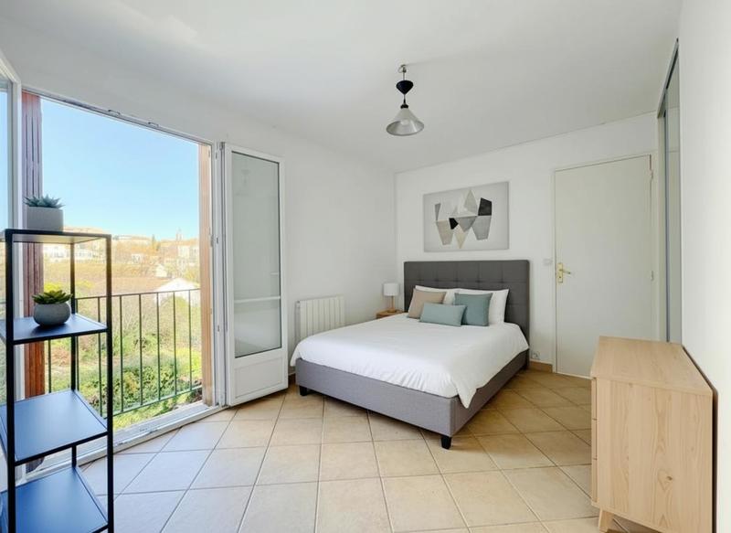 Appartement - 84 m² - 5 pièces