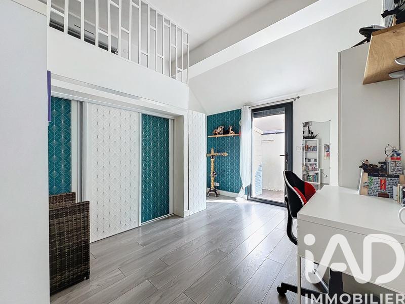 Maison - 146 m² - 8 pièces