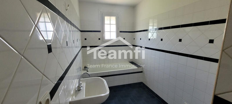 Maison - 107 m² - 5 pièces
