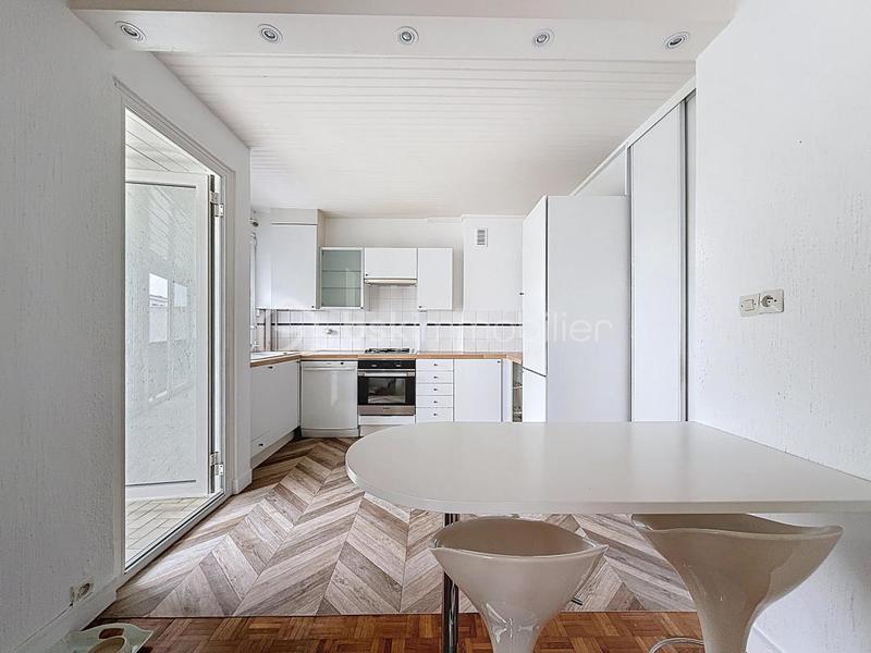 Appartement - 80 m² - 4 pièces