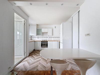 Appartement - 80 m² - 4 pièces