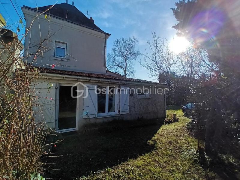 Maison en pierre - 163 m² - 7 pièces