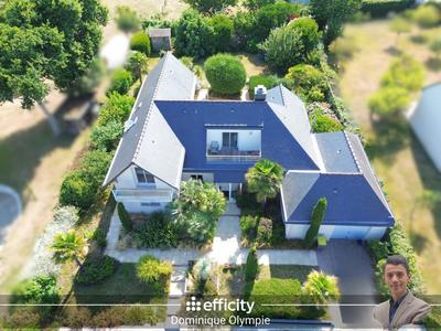 Maison - 155 m² - 8 pièces