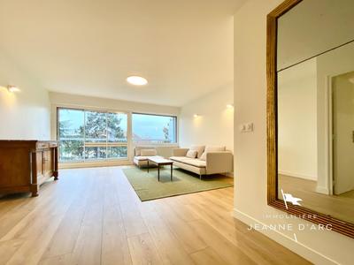 Appartement - 91 m² - 3 pièces