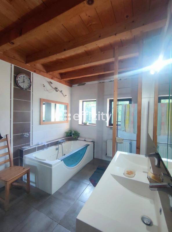 Maison - 195 m² - 5 pièces