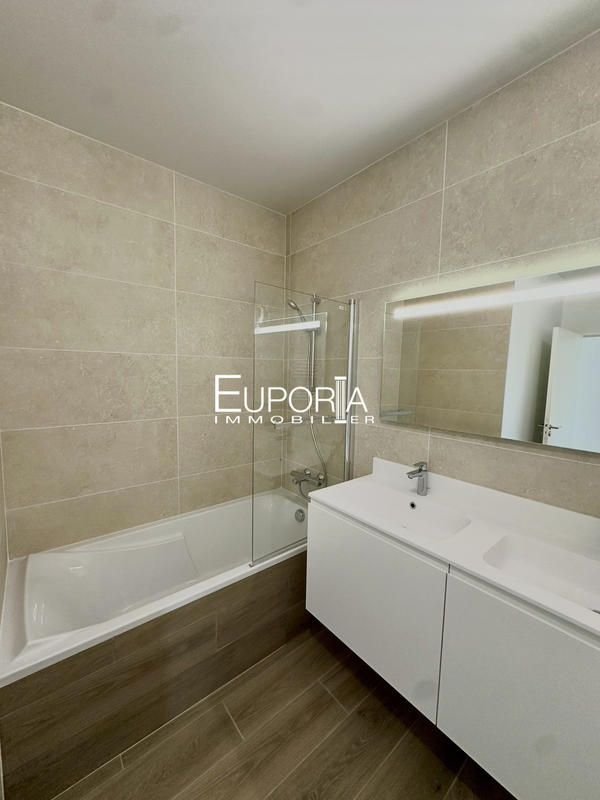 Appartement - 127 m² - 4 pièces