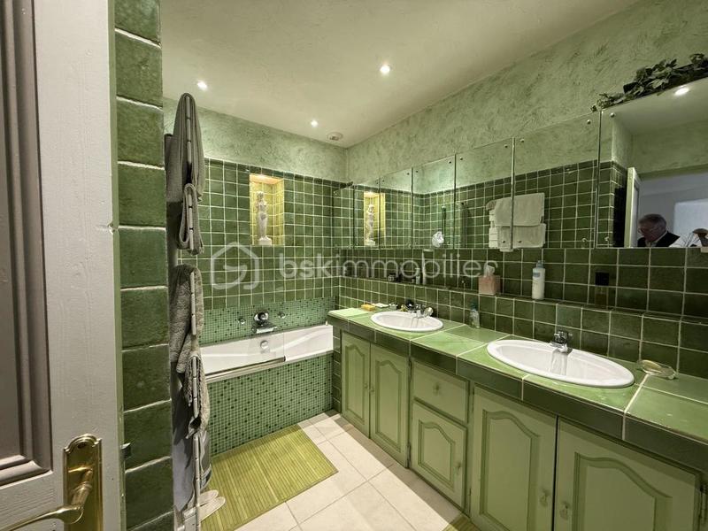 Maison traditionnelle - 110 m² - 4 pièces