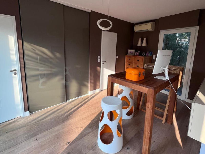 Maison - 174 m² - 6 pièces