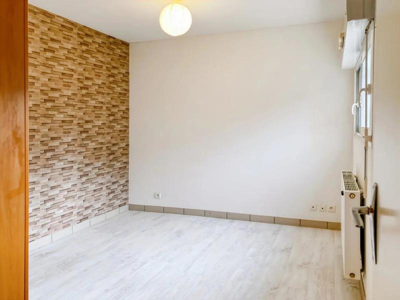 Maison - 98 m² - 5 pièces