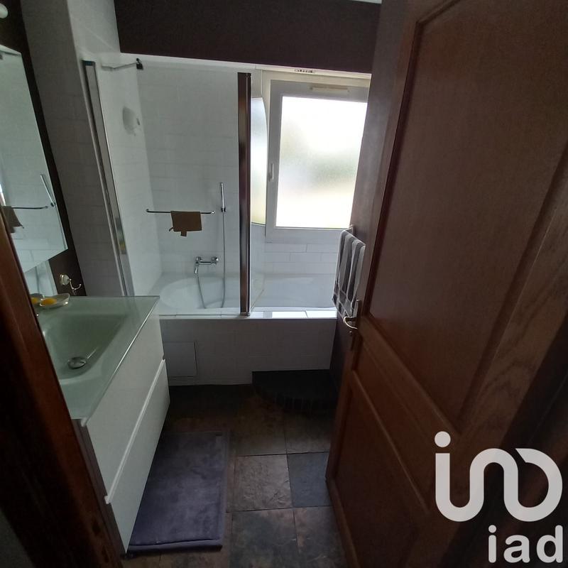 Maison - 260 m² - 10 pièces