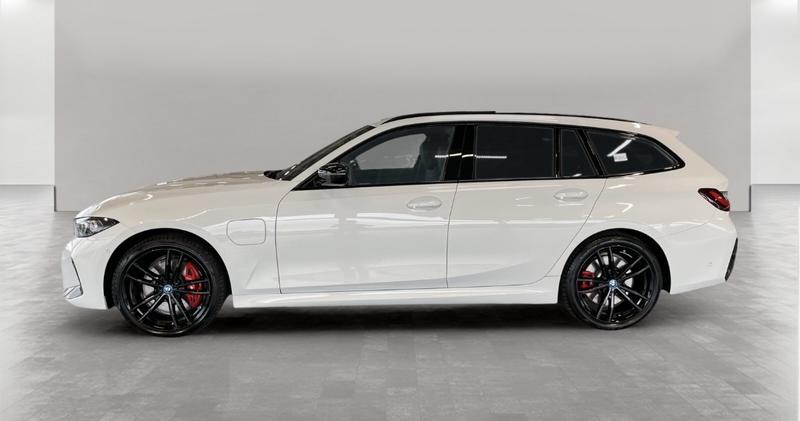 Bmw Série 3 330e Touring 292 m Sport Hybride Rechargeable / Attache Remorque Affichage Tete Haute Apple Carplay Android Auto Jantes 19&quot;