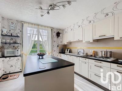 Maison - 143 m² - 5 pièces