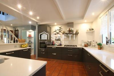 Maison - 176 m² - 6 pièces