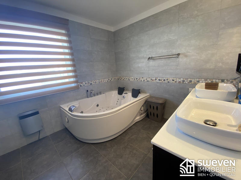 Villa - 132 m² - 4 pièces