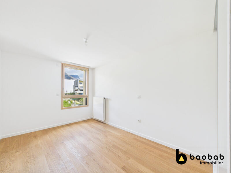 Appartement - 89 m² - 4 pièces