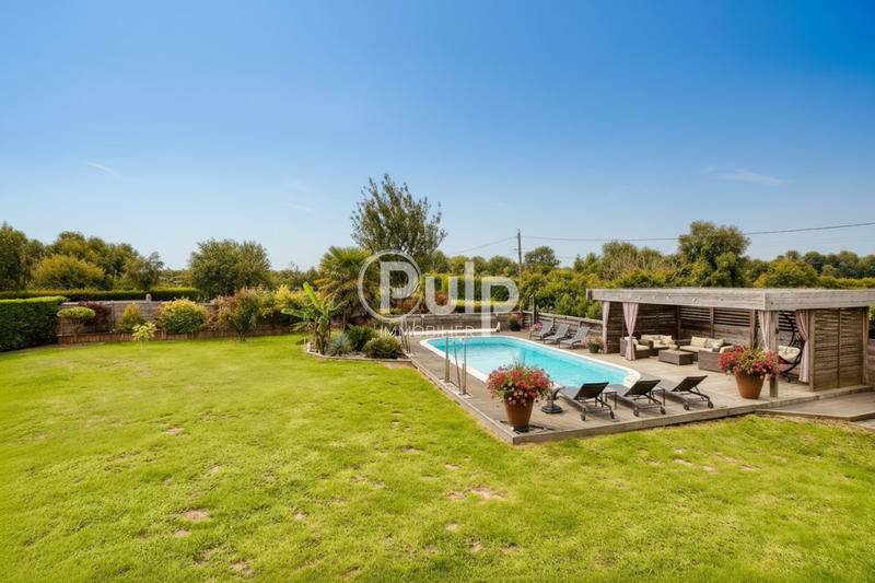 Pavillon - 164 m² - 7 pièces