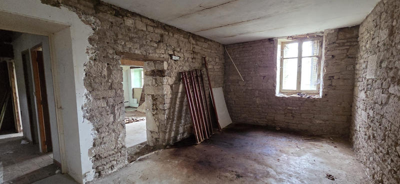 Maison ancienne - 180 m² - 12 pièces