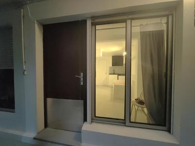 Studio - 13 m² - 1 pièce