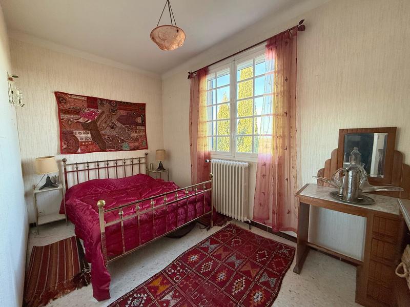 Maison traditionnelle - 368 m² - 11 pièces