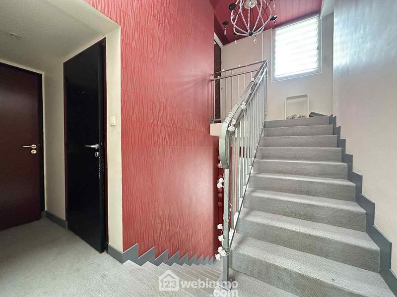 Local commercial - 626 m² - 40 pièces