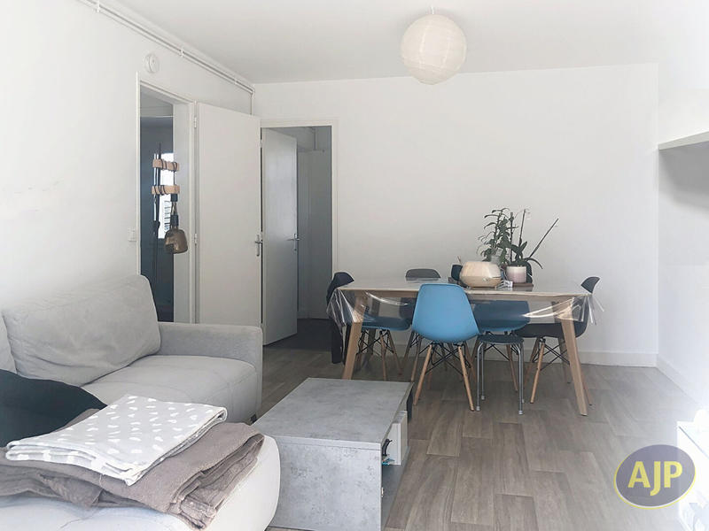 Appartement - 49 m² - 2 pièces