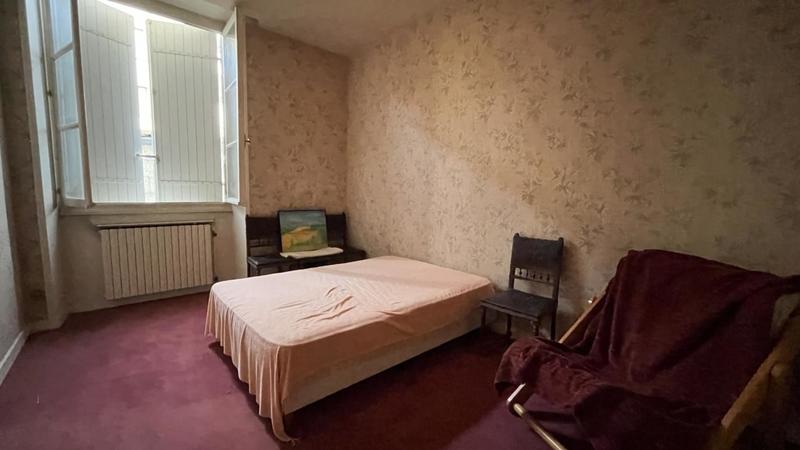 Maison en pierre - 335 m² - 12 pièces