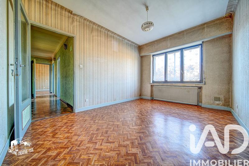 Maison - 93 m² - 5 pièces