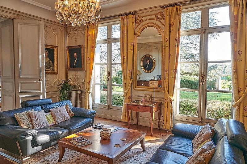 Manoir - 600 m² - 16 pièces