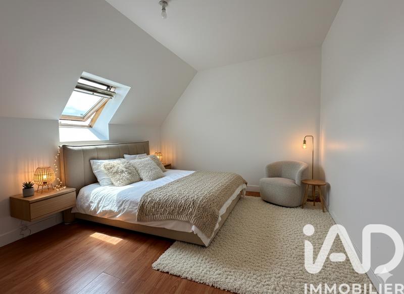 Maison - 101 m² - 6 pièces