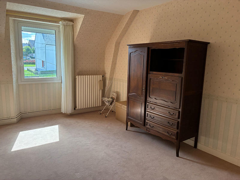 Maison - 93 m² - 5 pièces