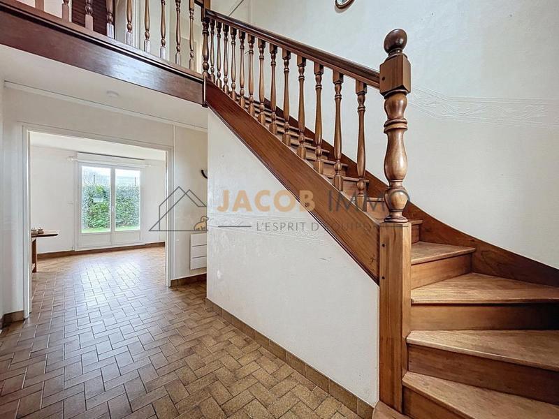 Maison - 110 m² - 6 pièces