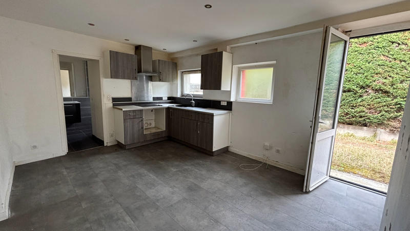 Maison - 85 m² - 5 pièces