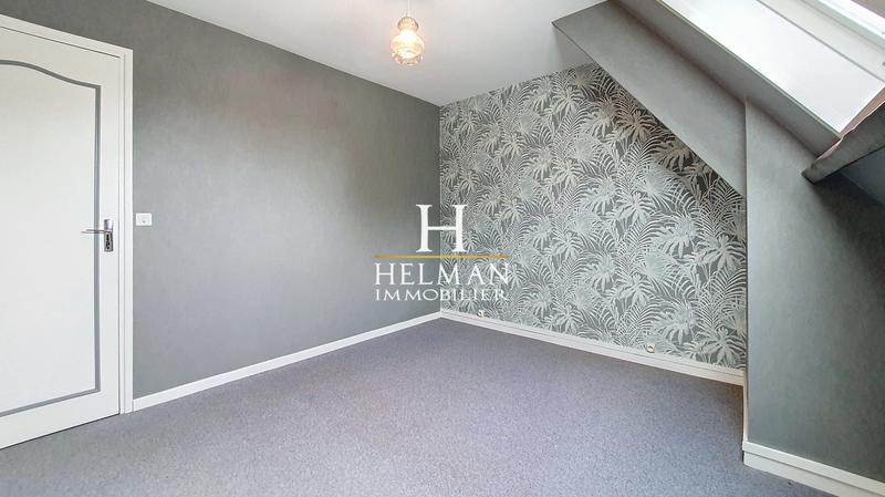 Maison - 170 m² - 9 pièces