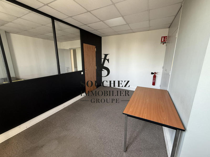 Bureau - 500 m² - 25 pièces