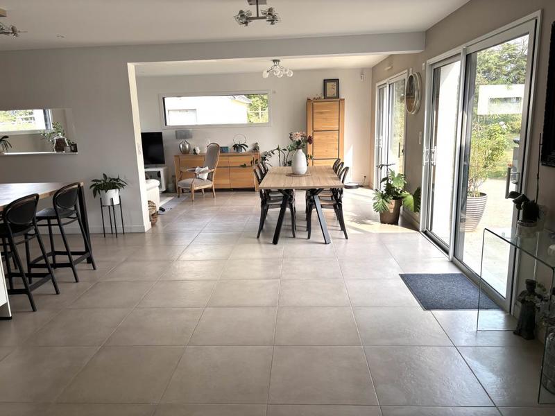 Maison - 152 m² - 6 pièces