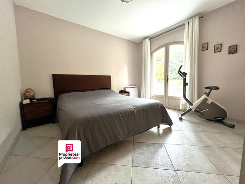 Maison - 210 m² - 7 pièces