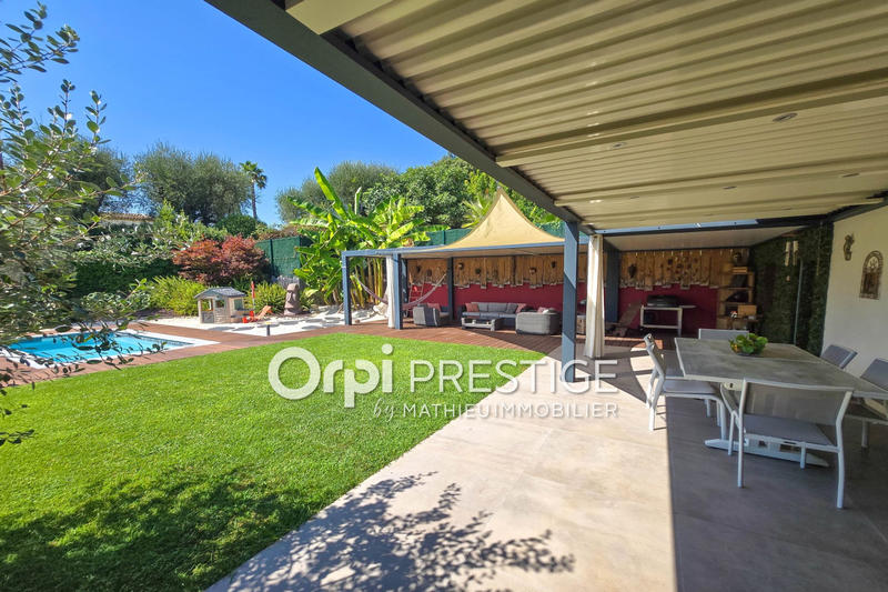 Maison - 193 m² - 6 pièces