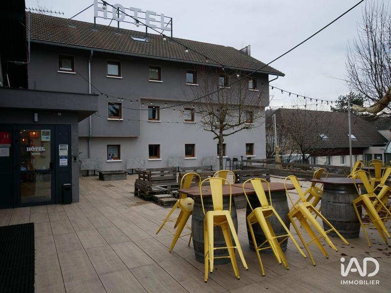 Local commercial - 1 000 m²