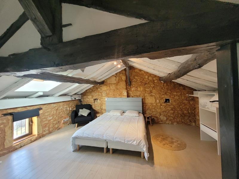 Propriété - 285 m² - 10 pièces