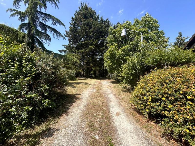 Propriété - 177 m² - 5 pièces