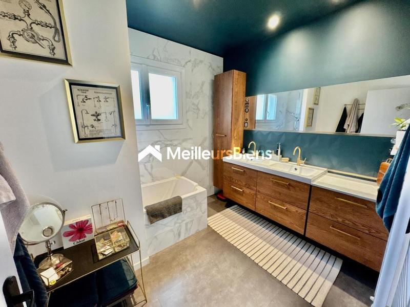 Pavillon - 107 m² - 5 pièces