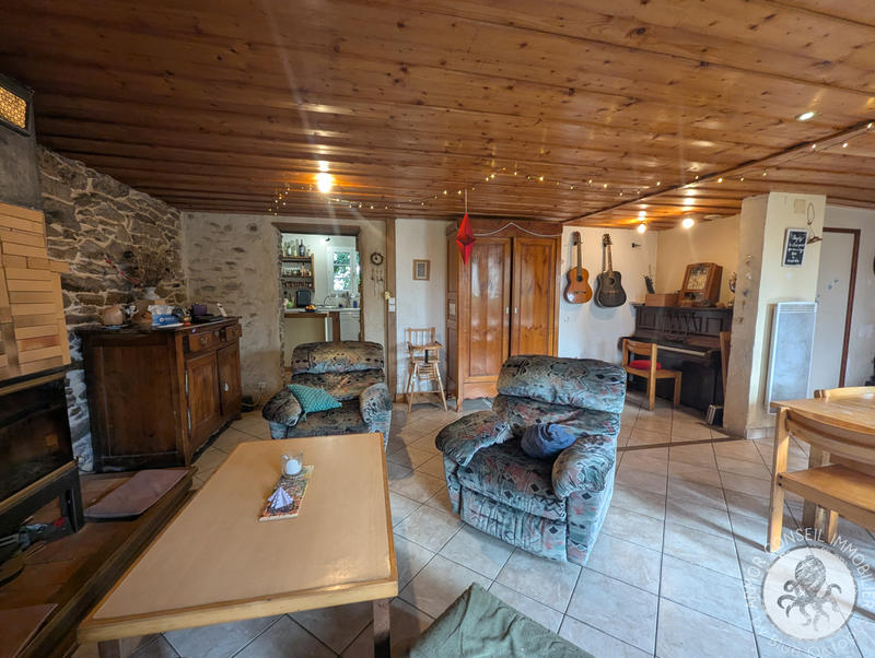 Maison - 169 m² - 8 pièces