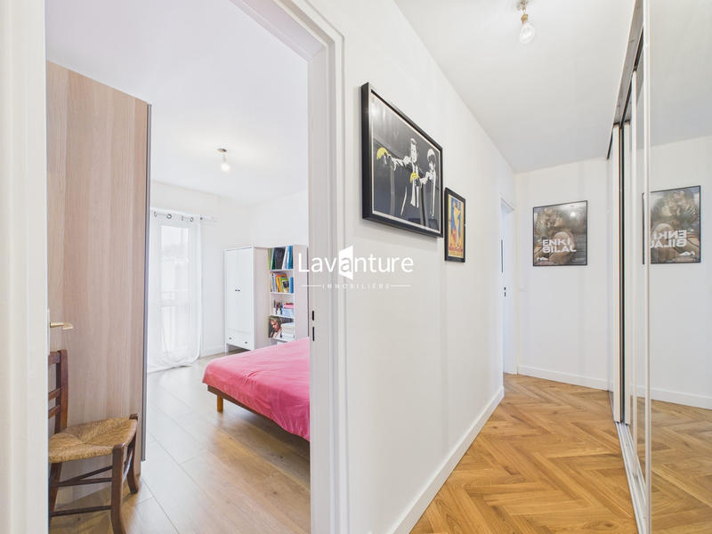 Appartement - 80 m² - 4 pièces